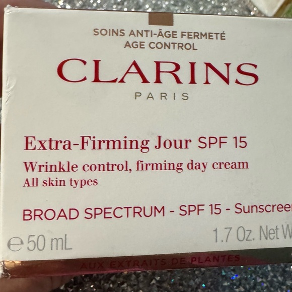 Clarins Firming Day Cream - Picture 7 of 15